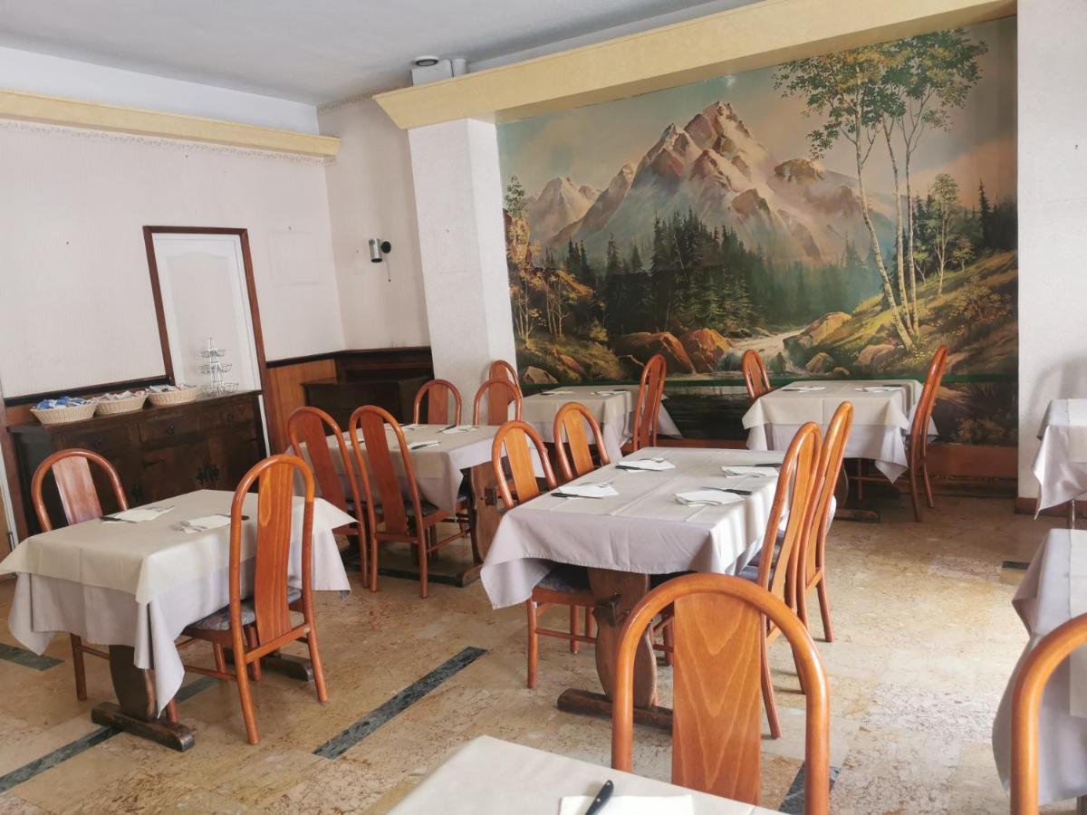 Hotel Le Tourisme Эмбрён Экстерьер фото